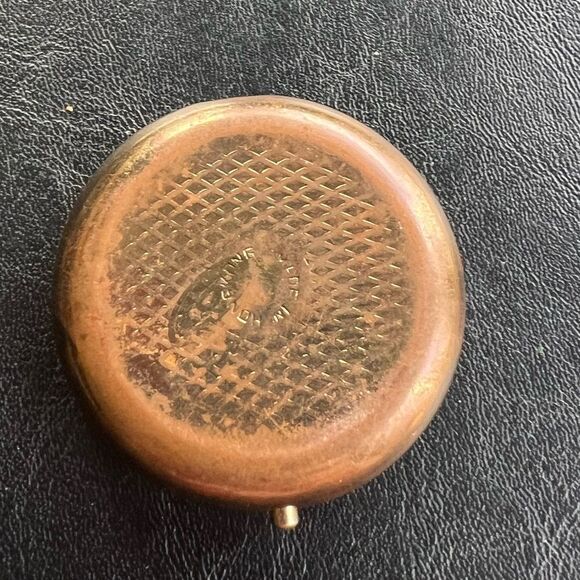 Vintage Red Pill Box - Picture 4 of 7